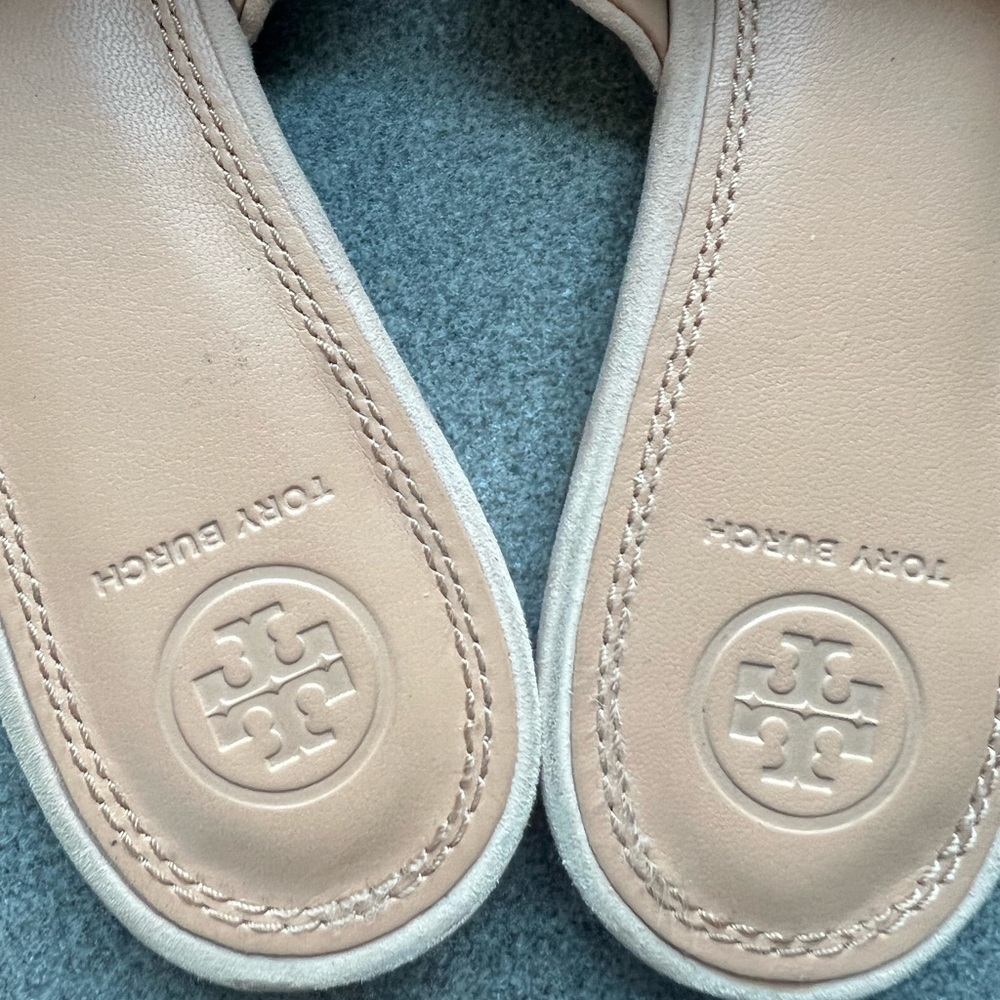 Tory Burch Annabelle Slides In Blush Color Size 9 - image 4